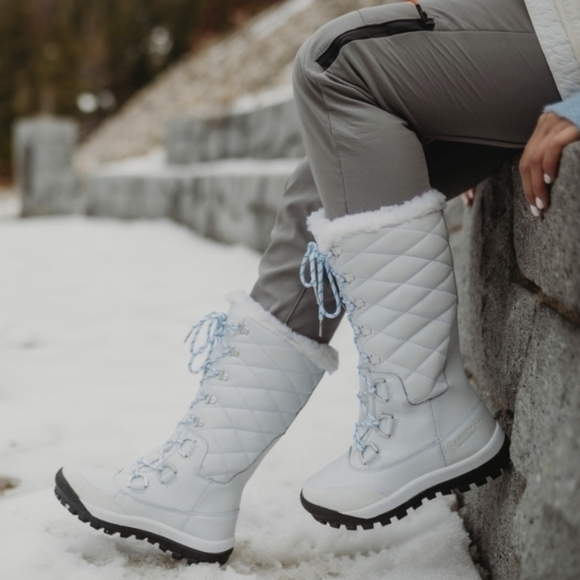 BearPaw Shoes - BearPaw Women's Quilted Winter Boots - White